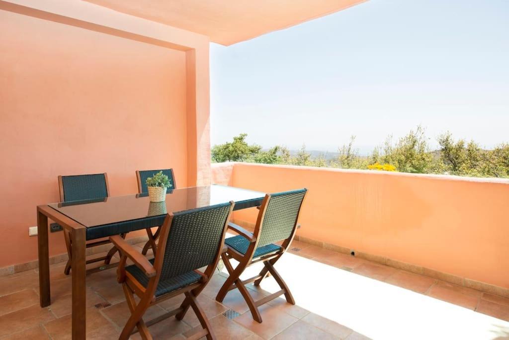 Luxury Apartment With Sea Views, Golf, Gym, Spa, 7 Pools Ojen Exterior photo